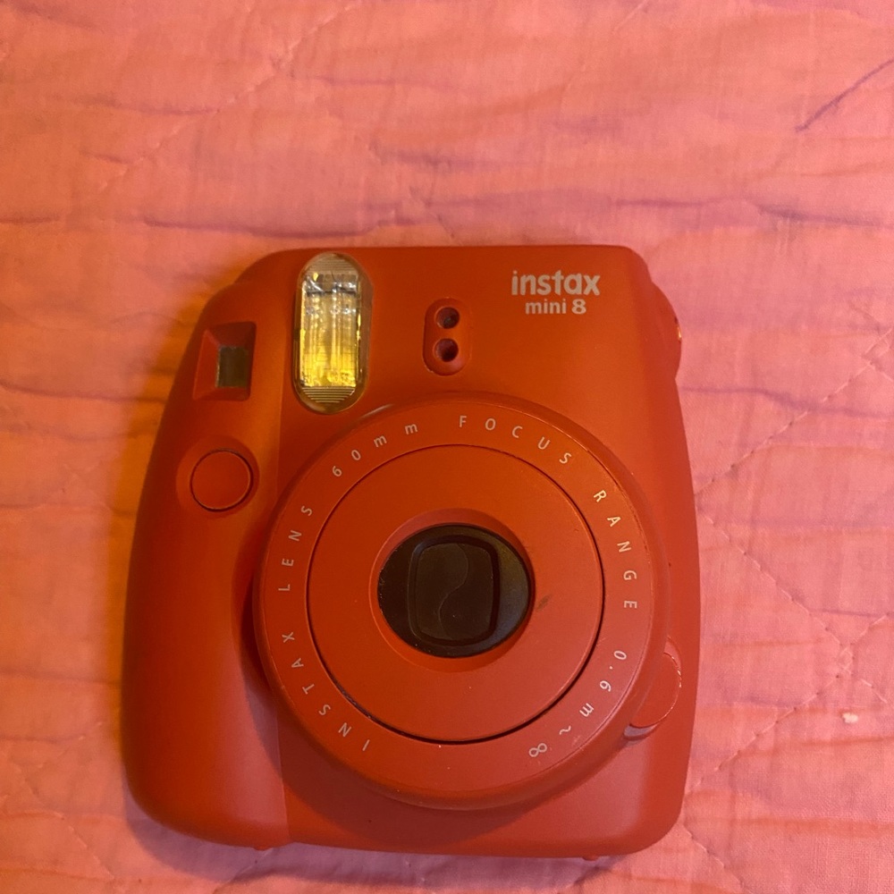 Fujifilm - instax Mini 8 Instant Film Camera - Raspberry